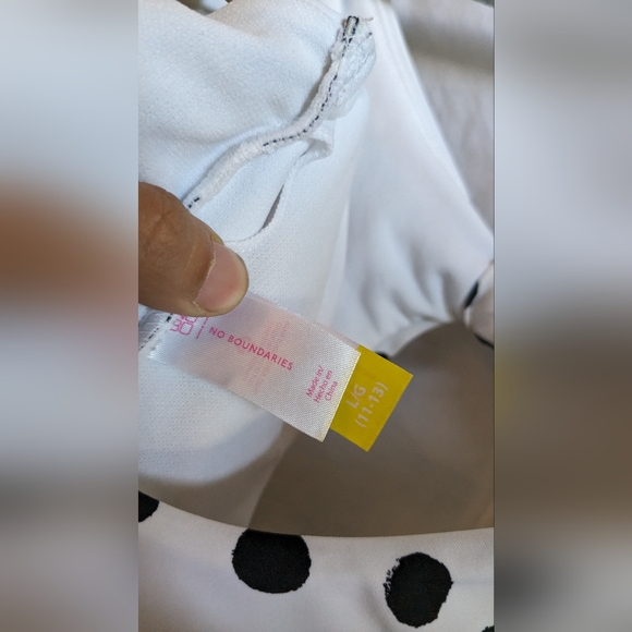 Polka dot one piece - Picture 4 of 4